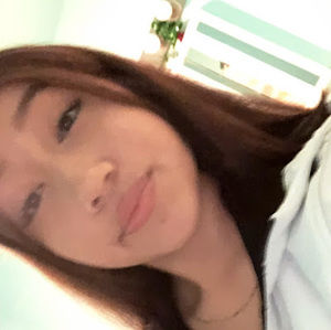 Meet your Posher, Angie